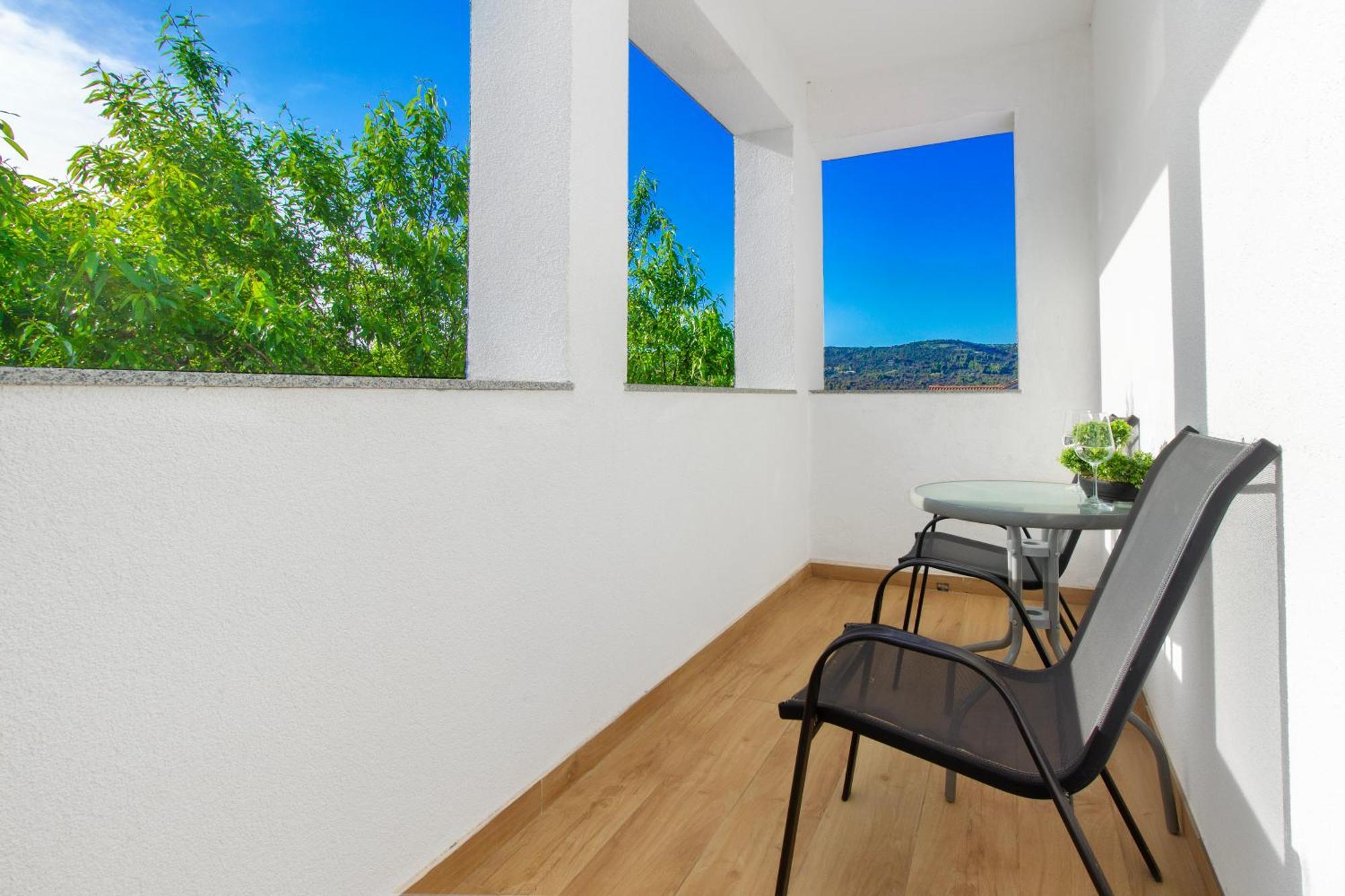Villa Dalmatian Child With Swimming Pool, Close To The Beach Vinisce Exterior photo
