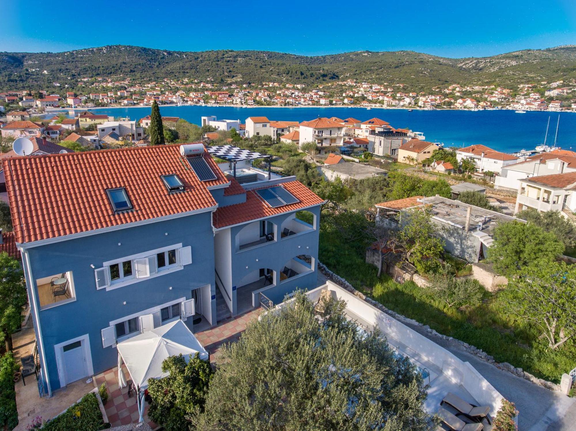 Villa Dalmatian Child With Swimming Pool, Close To The Beach Vinisce Exterior photo